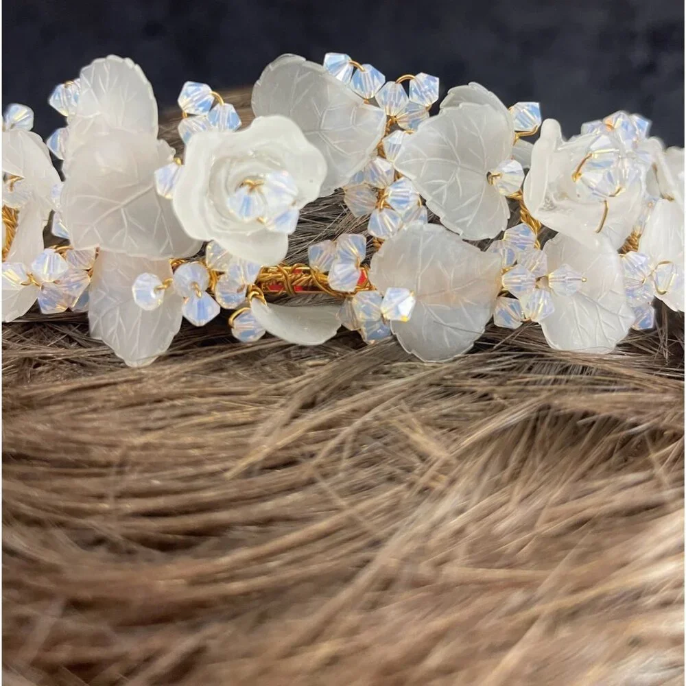 Elen Henderson Gold Frosted Leaves Flowers Swarovski CrystalBridal Headpiece NEW